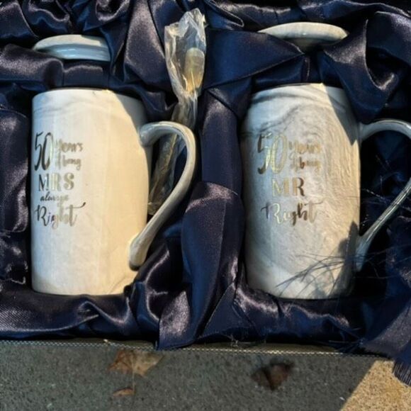 50th Wedding Anniversary Mrs. & Mr. Right Ceramic Mugs With Lids - Picture 1 of 4
